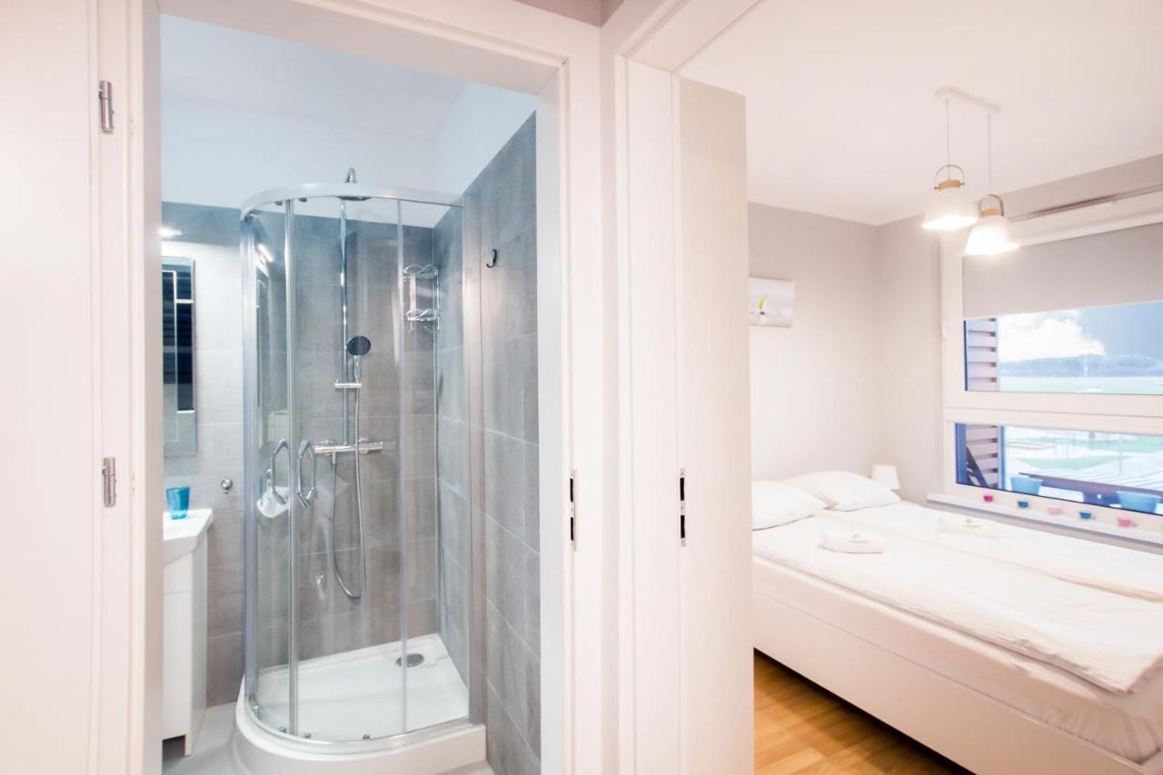 Apartments Gdynia Na Fali With Free Parking By Noclegi Renters Buitenkant foto